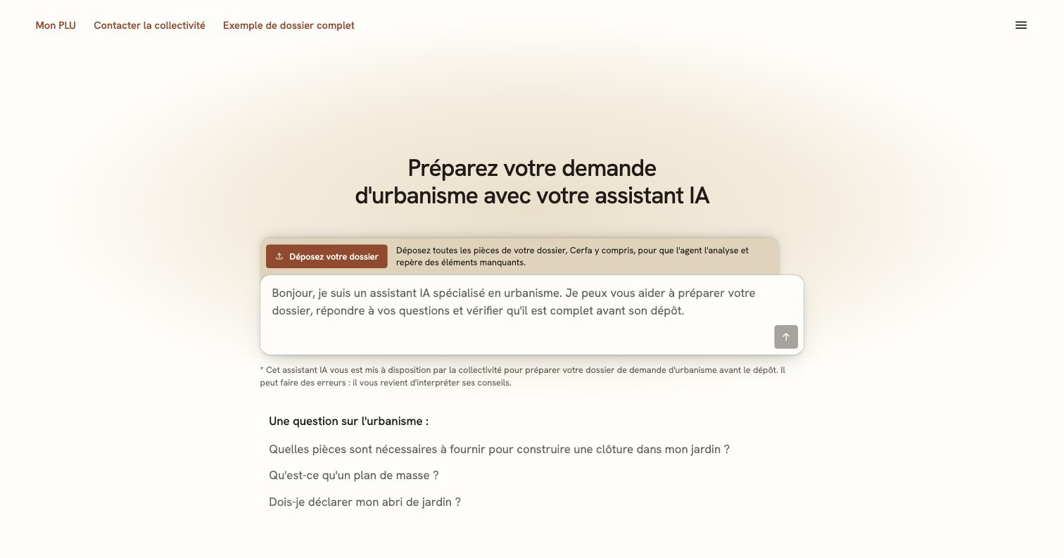 L’écran d’accueil de l’assistant : un bouton pour déposer son dossier, un champ de conversation et trois questions d’urbanisme fréquentes